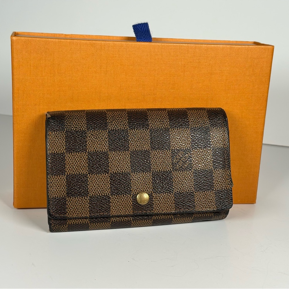 Authentic Louis Vuitton Brown Damier Ebene Canvas Wallet
